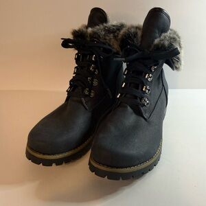 Cliffs by White Mountain Paddington Women’s Winter Boots - Navy Blue Size 8 NEW